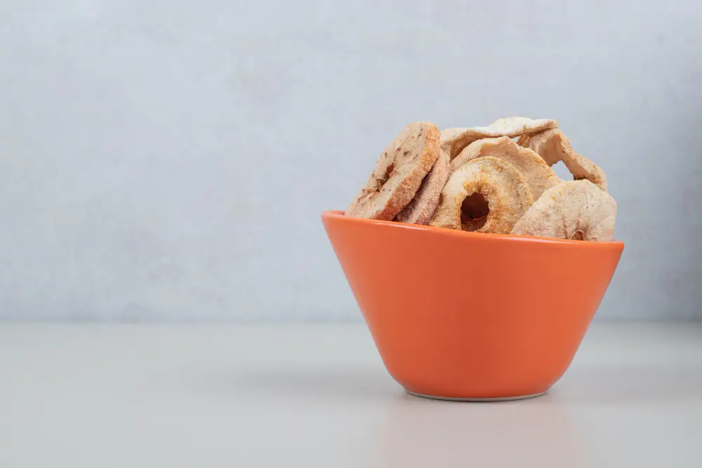 recette biscuits naturels chien pommes déshydratées ingrédient sain friandise